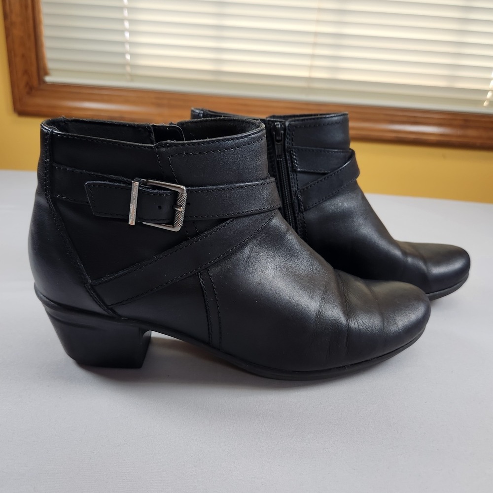 Clarks Emslie Warren Black Leather Ankle Boot Side Zip Women 10